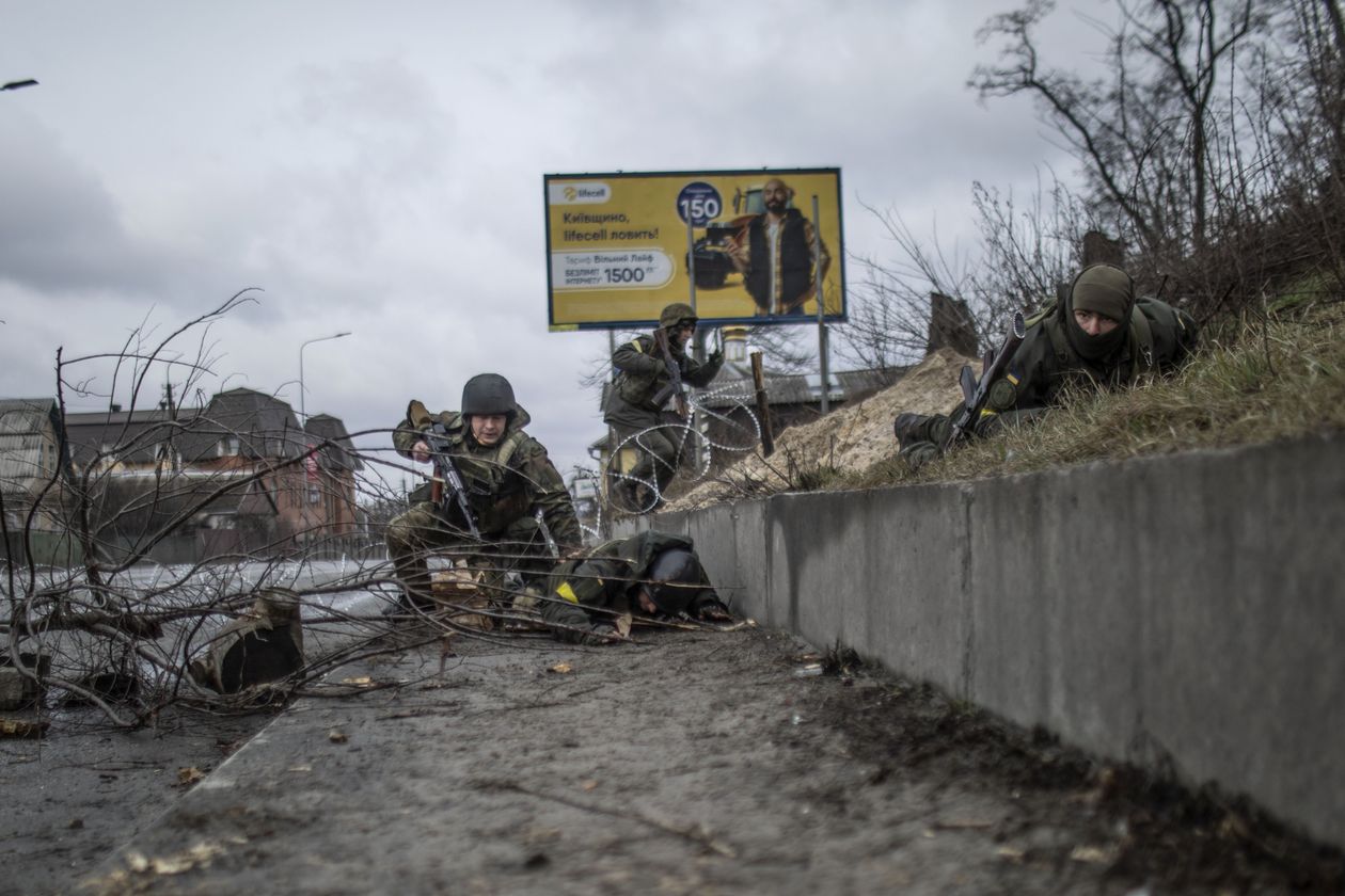 Đặc nhiệm Ukraine chốt chặn trên &quot;tuyến lửa&quot;, ngày đêm ngăn Nga tấn công Kiev  - Ảnh 4.