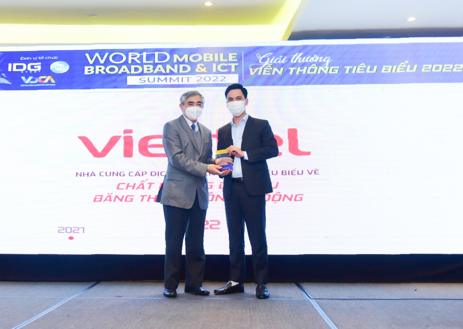 Viettel đạt giải thưởng Nhà cung cấp dịch vụ viễn thông tiêu biểu về chất lượng dịch vụ băng thông rộng di động - Ảnh 1.