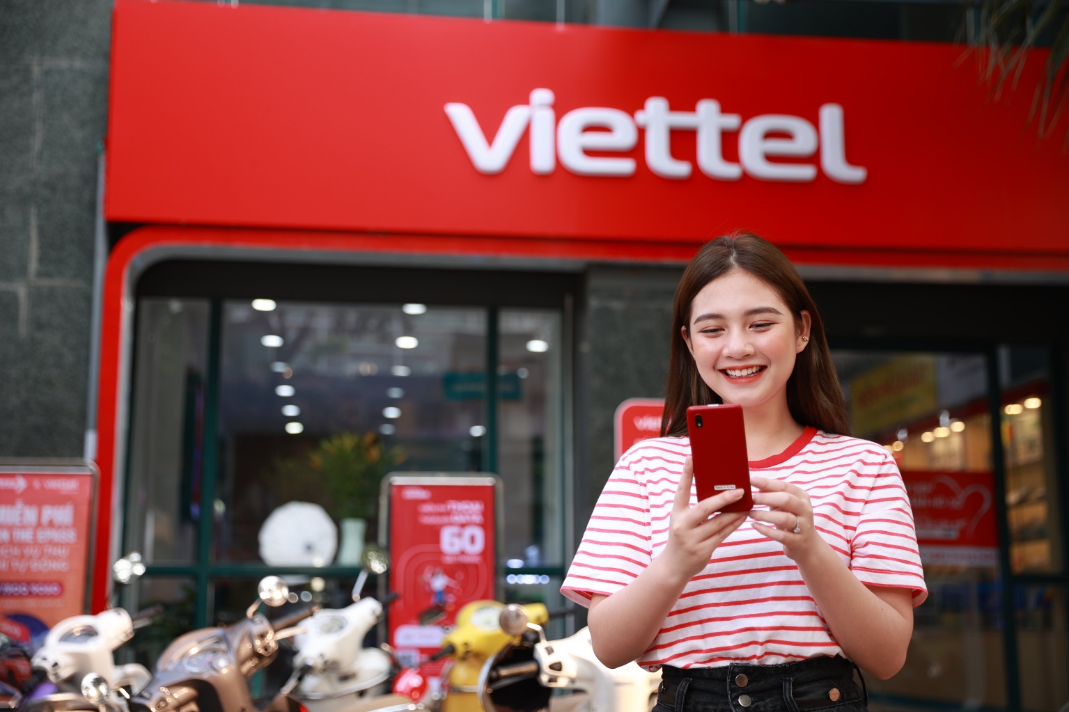 Viettel đạt giải thưởng Nhà cung cấp dịch vụ viễn thông tiêu biểu về chất lượng dịch vụ băng thông rộng di động - Ảnh 2.