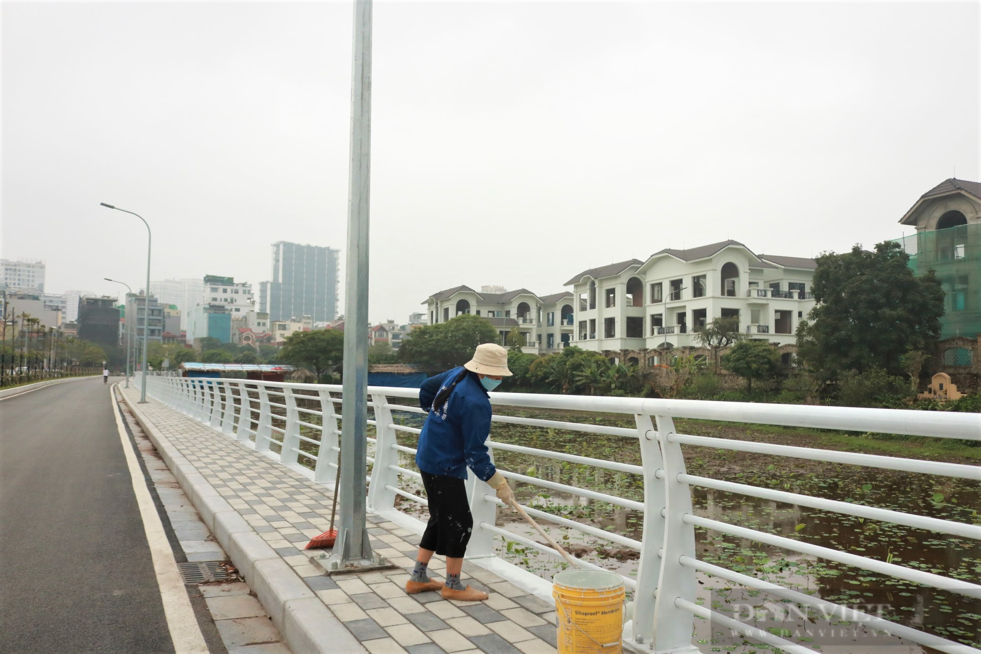 &quot;Con đường tình yêu&quot; mới hoàn thiện ở phố đi bộ Trịnh Công Sơn - Ảnh 2.