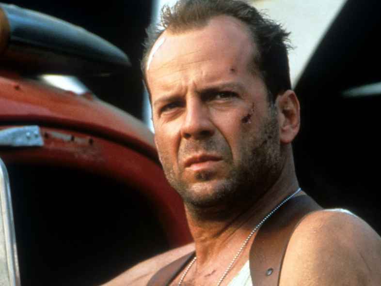 Bruce Willis: Sự nghiệp lừng lẫy, tự tạo dòng phim của riêng mình - Ảnh 1.