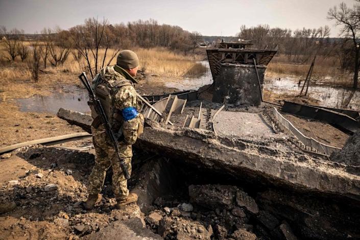 Nóng: Ukraine tuyên bố tướng thứ 8 của Nga bị tử trận ở Kharkiv - Ảnh 1.