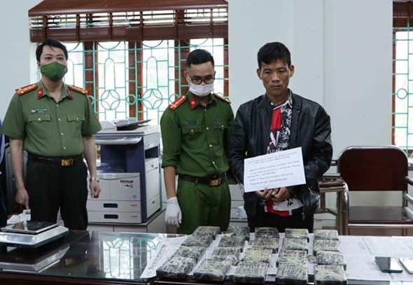 Lai châu: Bắt đối tượng vận chuyển ma túy từ Myanma - Ảnh 1.