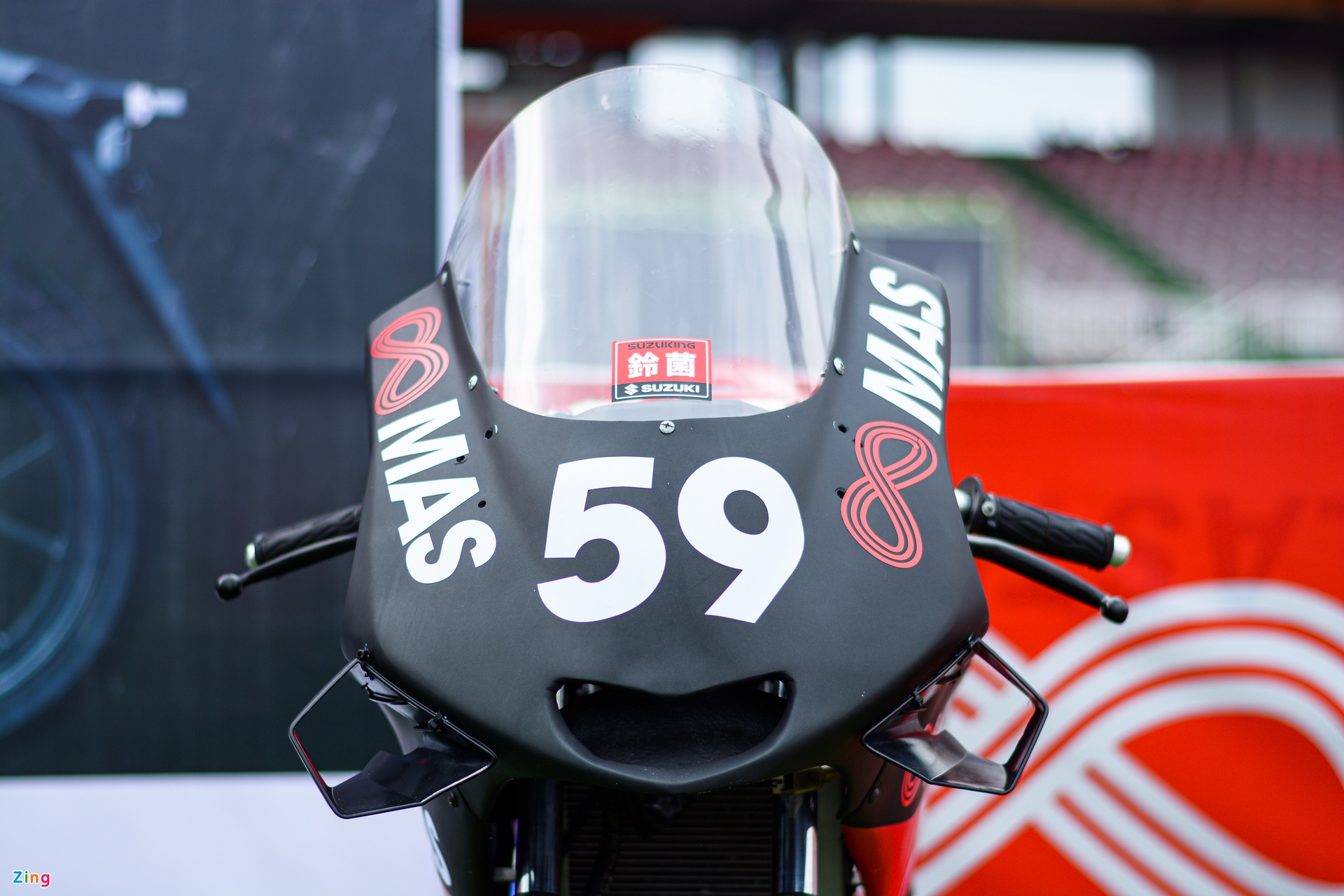 Cận cảnh bản độ Suzuki GSX-R150 theo phong cách xe đua Moto3 - Ảnh 11.