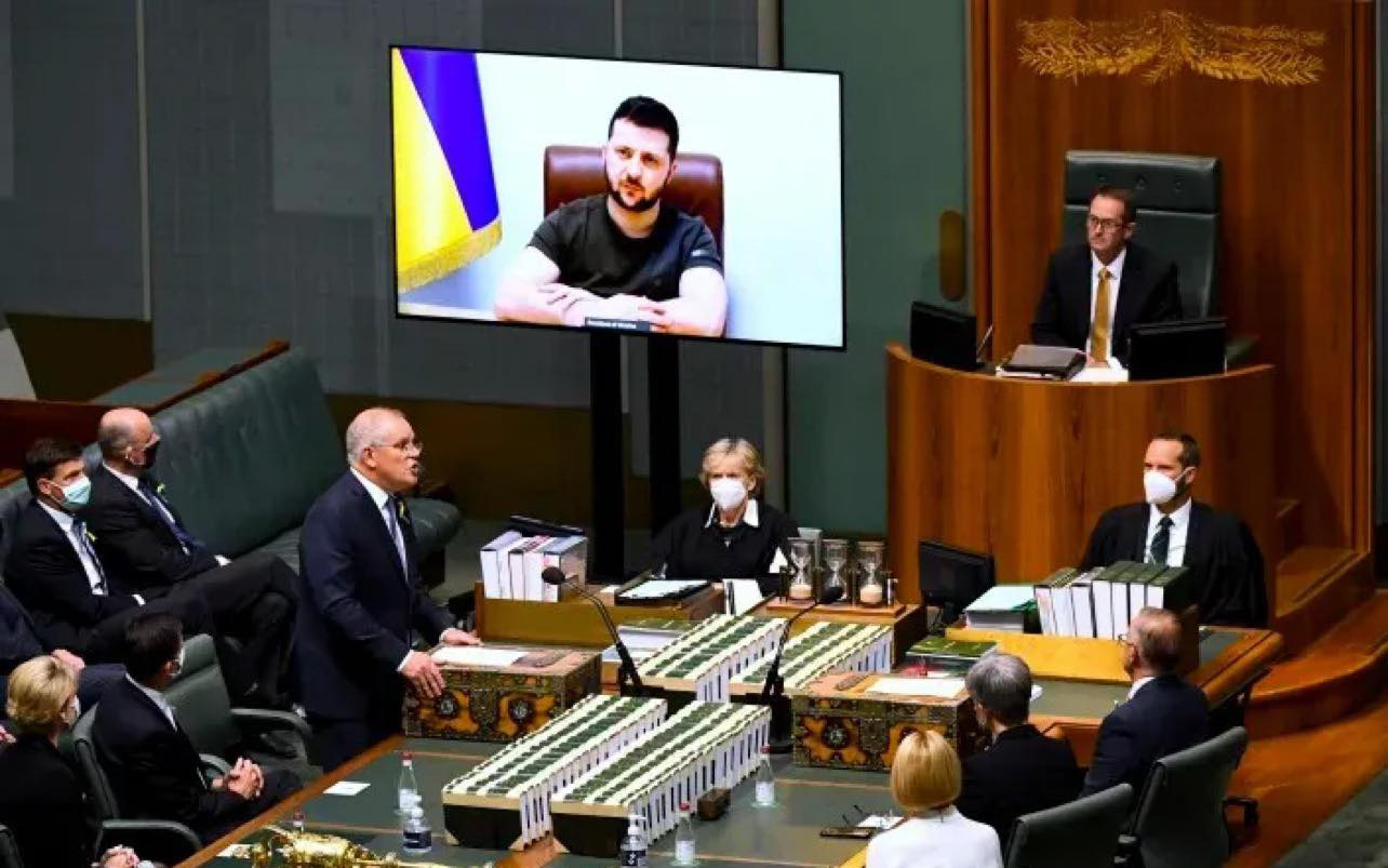 Zelensky nói gì trước Quốc hội Australia mà nước này ngay lập tức tuyên bố gửi xe bọc thép đến Ukraine?