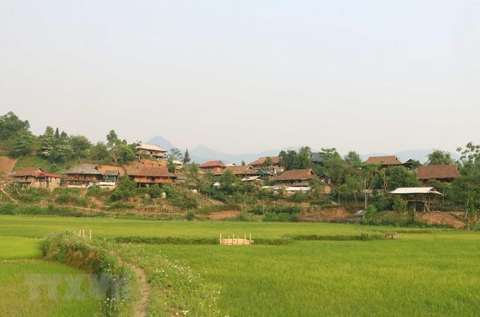Về Mường Phăng ngắm không gian bản làng của đồng bào Thái ở Điện Biên - Ảnh 1.