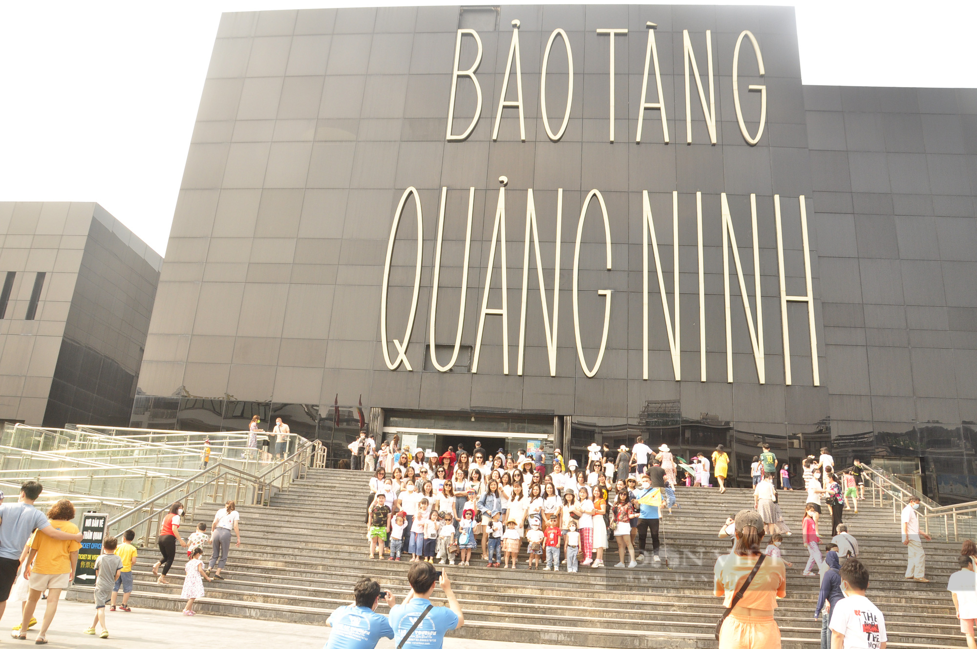 Quảng Ninh đón lượng du khách kỷ lục sau 2 năm - Ảnh 5.