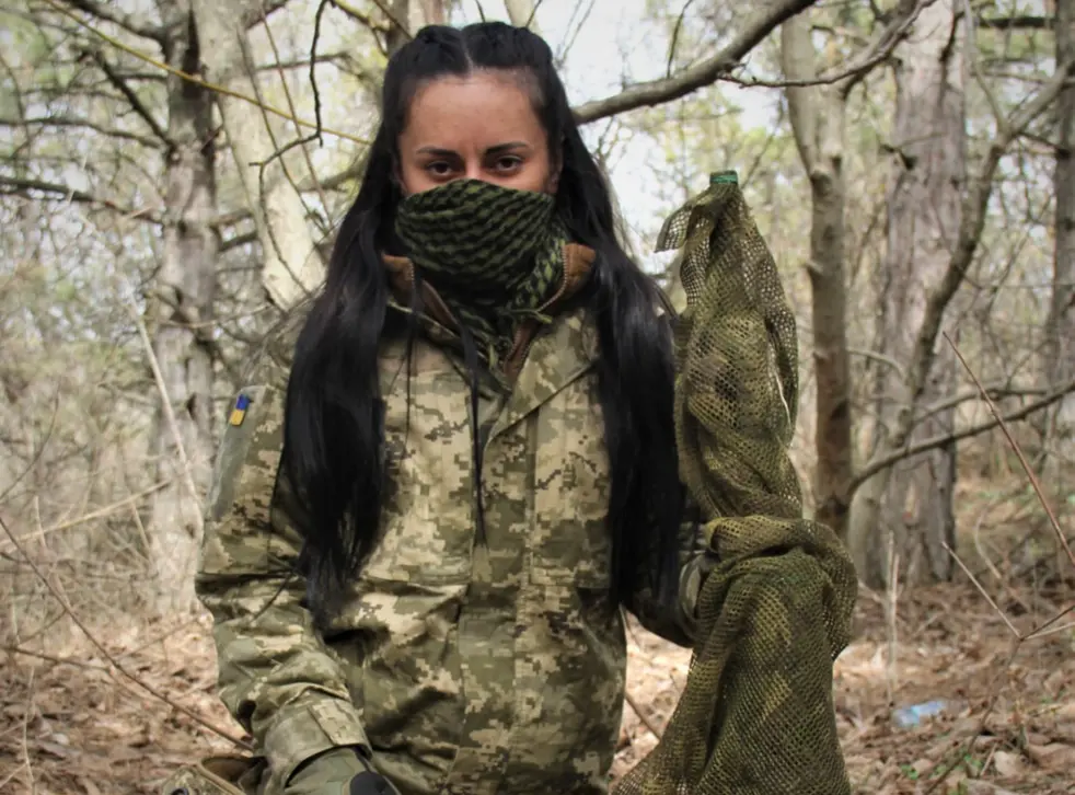 Nữ xạ thủ bắn tỉa nổi tiếng của Ukraine: Chúng tôi chắc chắn sẽ giành chiến thắng! - Ảnh 3.