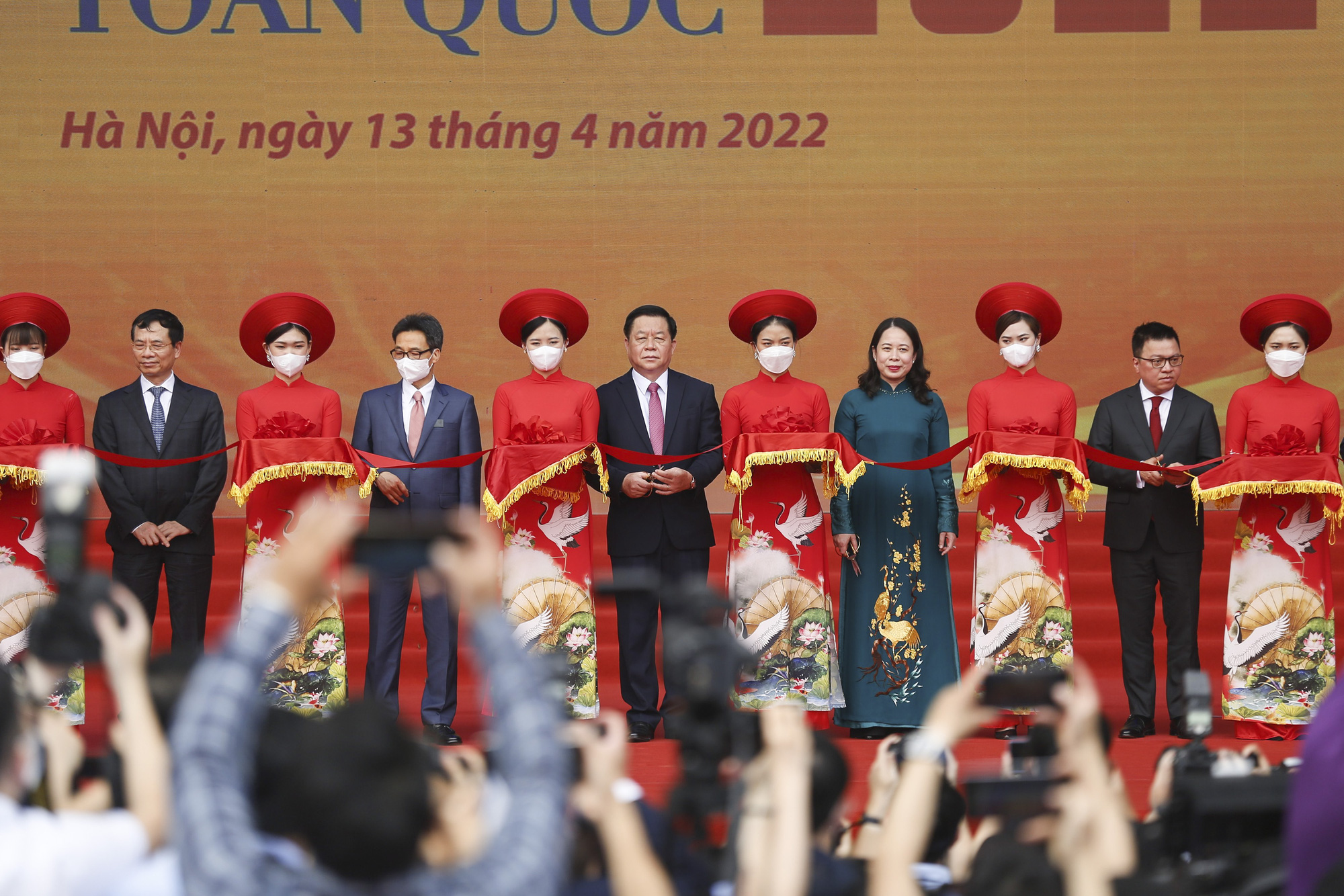 Ảnh lãnh đạo Đảng, Nhà nước dự Lễ khai mạc Hội Báo toàn quốc năm 2022 - Ảnh 6.