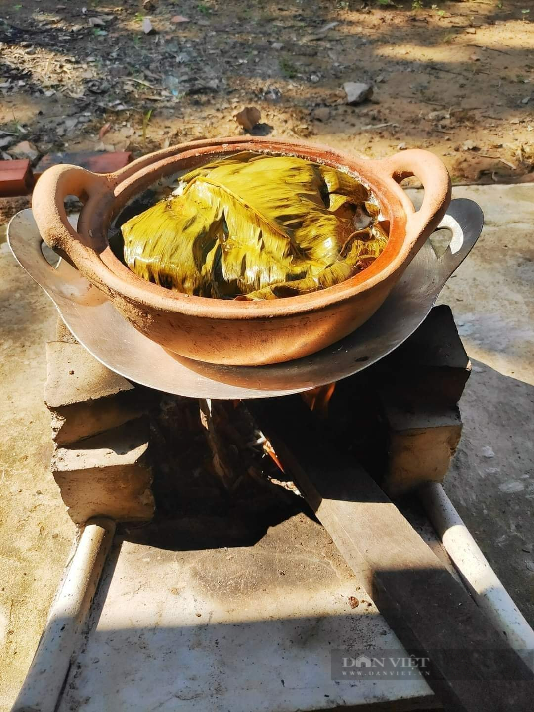 No need to use colored water, the pot of braised meat is clear, the fat is beautifully colored thanks to this little trick - Photo 4.