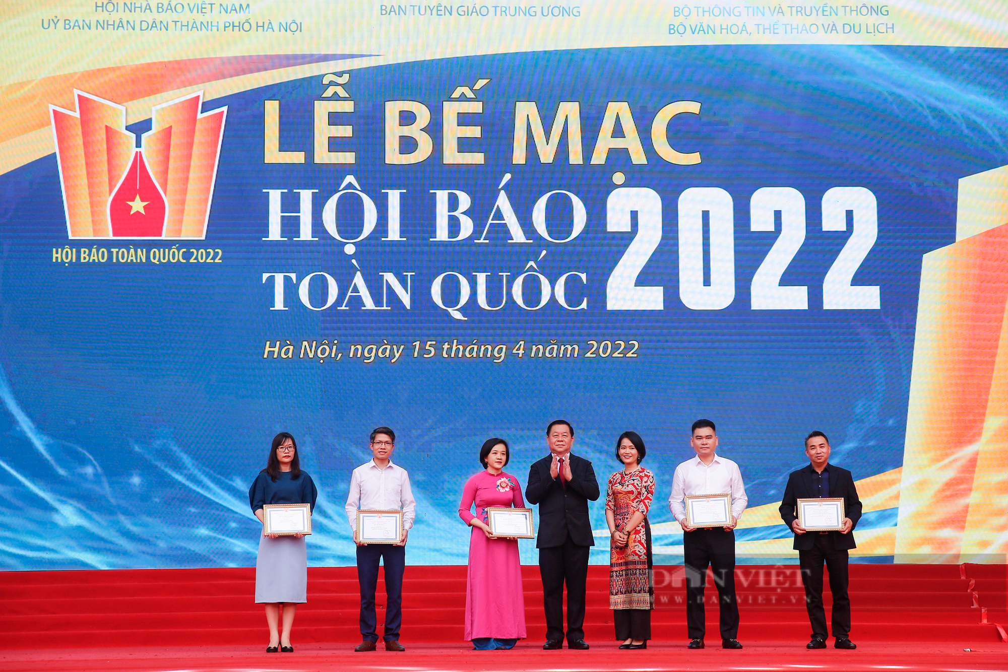 Bế mạc Hội báo toàn quốc 2022 - khẳng định sự lớn mạnh của hệ thống báo chí cả nước - Ảnh 5.