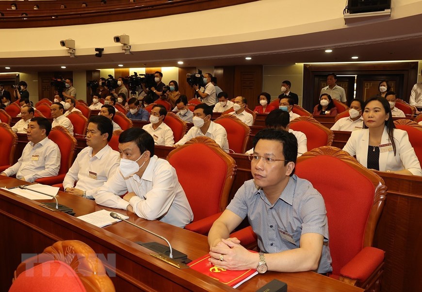 Bộ Chính trị tổ chức Hội nghị quán triệt và triển khai Nghị quyết 11 - Ảnh 8.