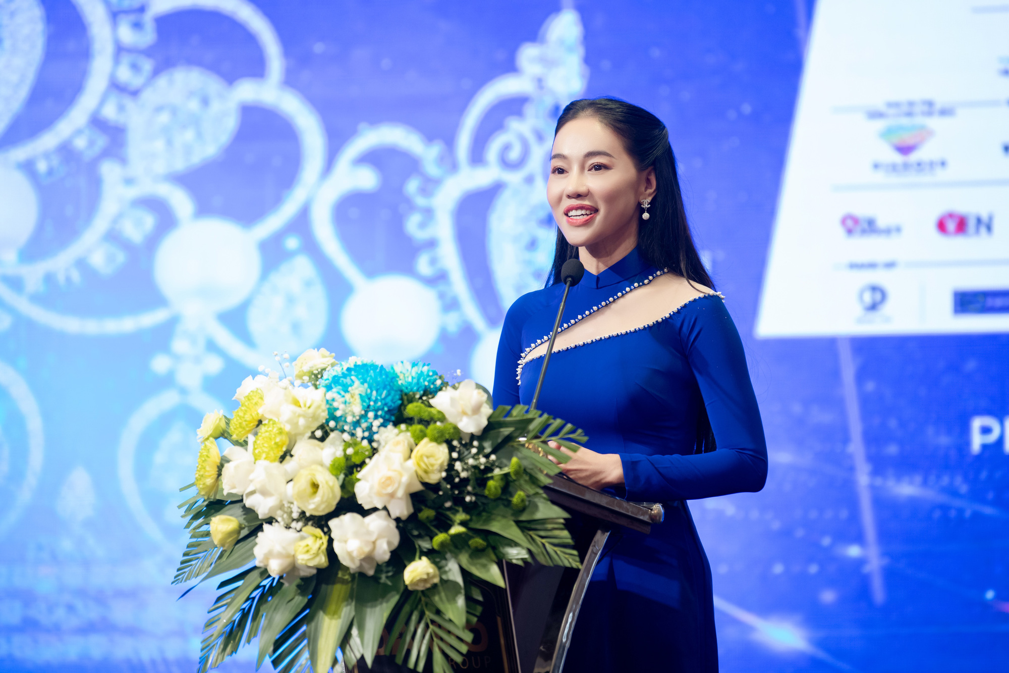 &quot;Bà trùm hoa hậu&quot; Phạm Kim Dung nói gì về tin đồn &quot;ưu ái&quot; Nam Em trước thềm chung khảo Miss World Vietnam 2022? - Ảnh 1.