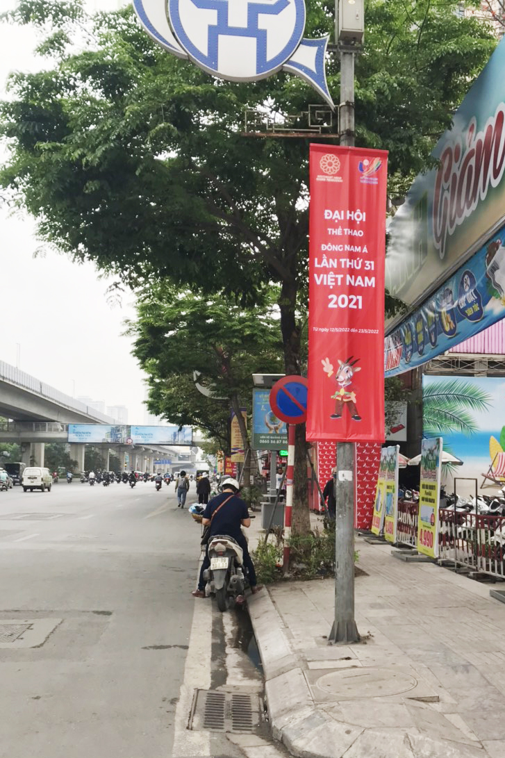Quận Thanh Xuân hưởng ứng cuộc thi &quot;Giữ gìn ngõ phố xanh, sạch, trang hoàng đường phố đẹp&quot;  - Ảnh 1.