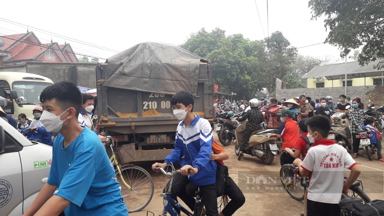 Phú Bình - Thái Nguyên: Đất tặc lộng hành, người dân bức xúc - Ảnh 2.