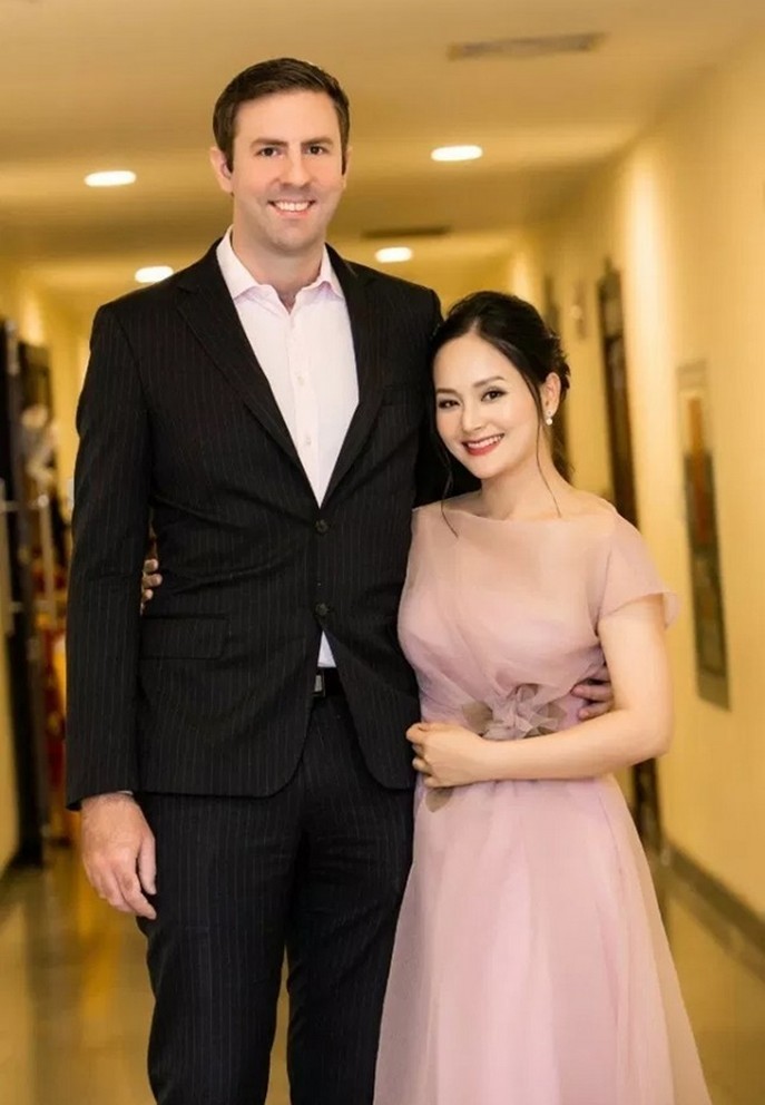 The reason these Vietnamese stars married Westerners had a perfect marriage - Photo 1.