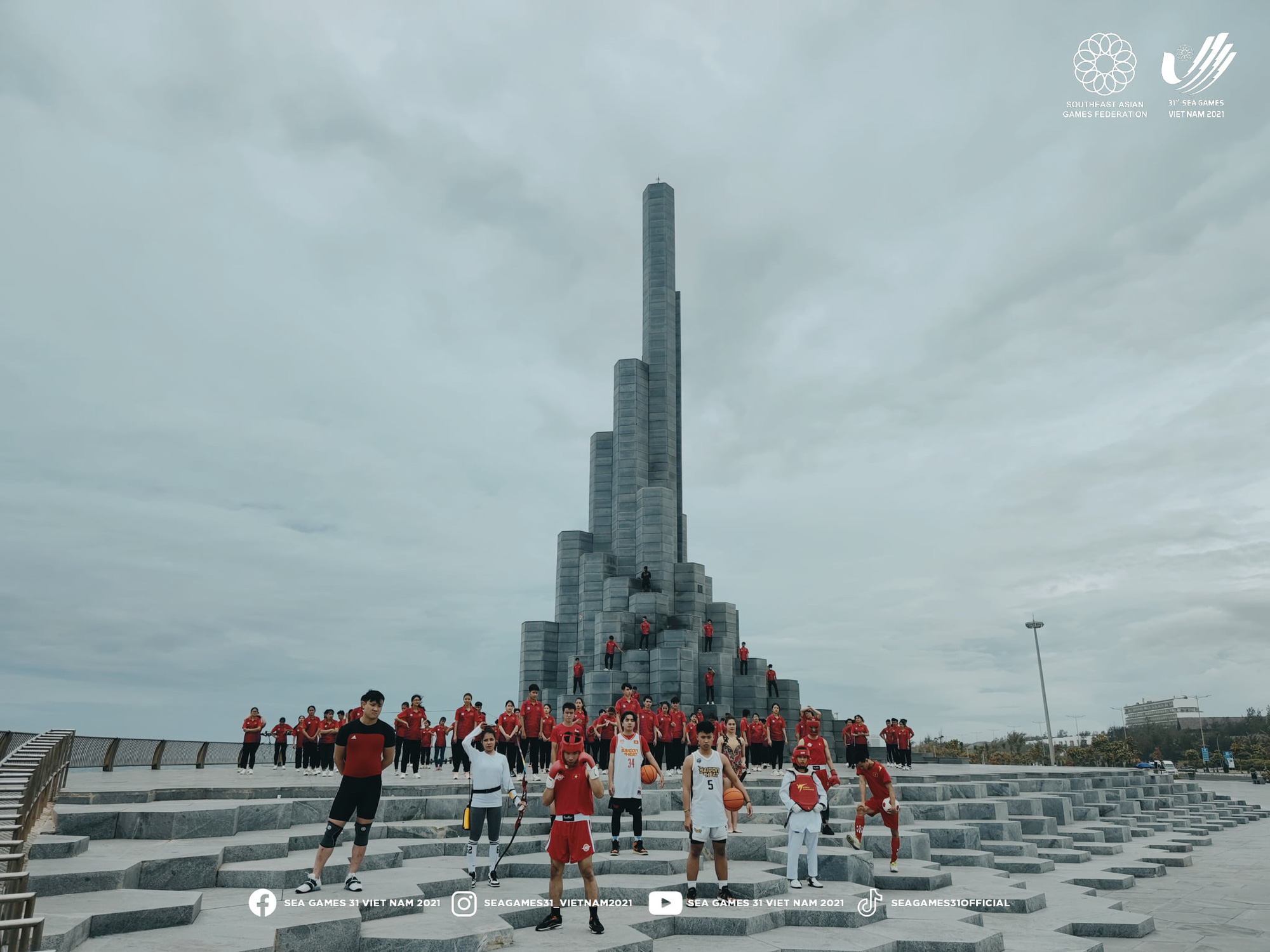 Hình ảnh hậu trường hoành tráng MV ca khúc chính thức của SEA games 31 - Ảnh 10.