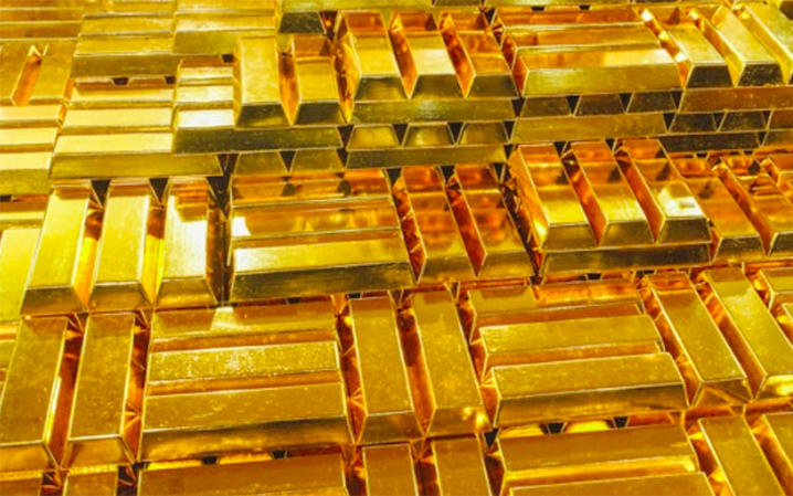 Gold price today April 17: Worried about inflation, can gold conquer the threshold of 2,000 USD?