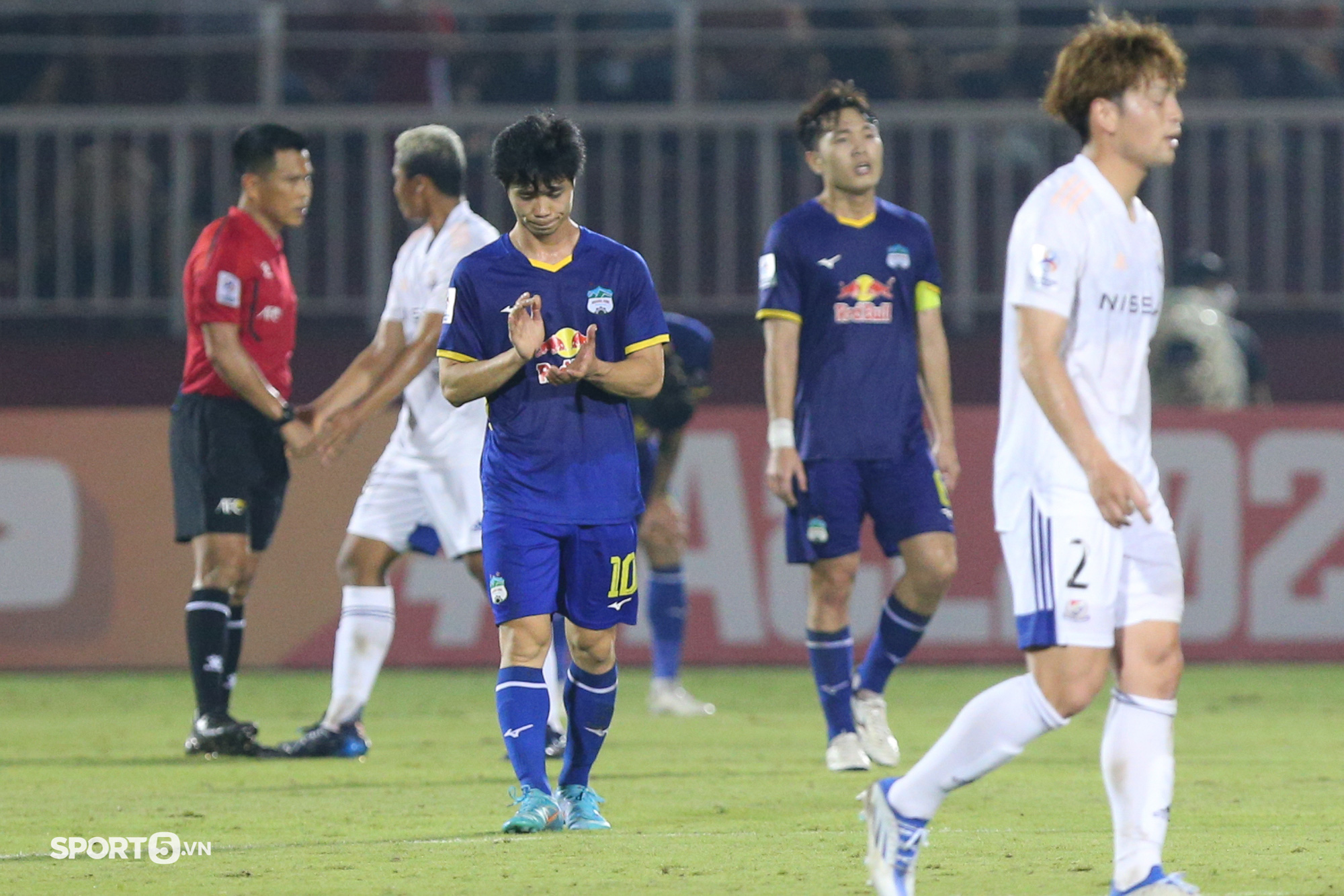 Xuan Truong played fair-play even though the home team was leading in the AFC Champions League - Photo 7.