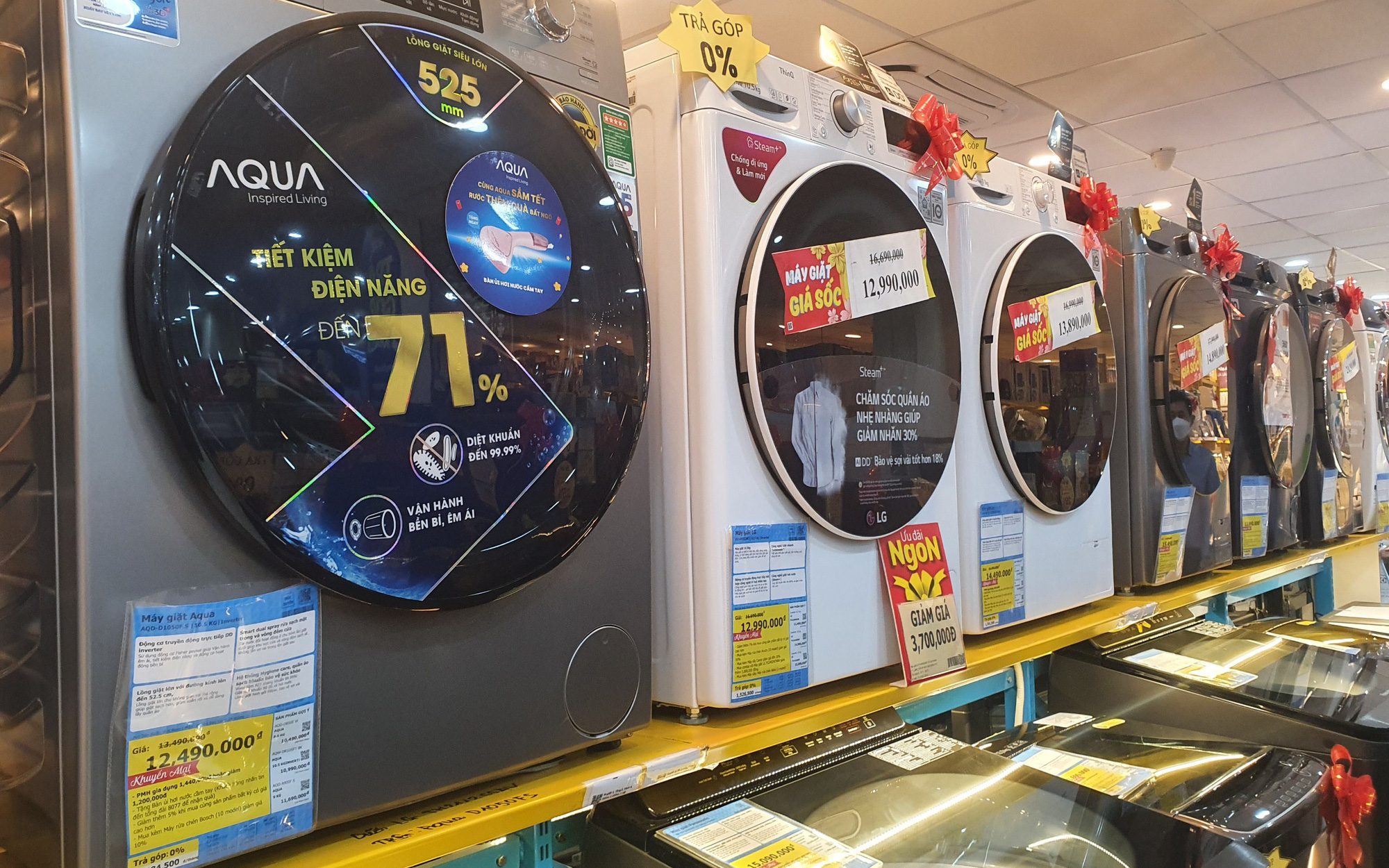 Washing machines at the same time deeply discounted up to 50%, some models are only about 2 million