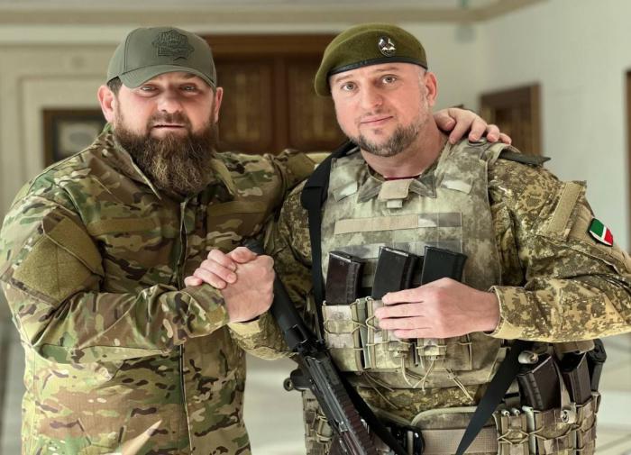 NÓNG tình hình Mariupol: Lãnh đạo Chechnya Kadyrov tuyên bố Nga sẽ chiếm hoàn toàn nhà máy Azovstal ngay hôm nay - Ảnh 1.