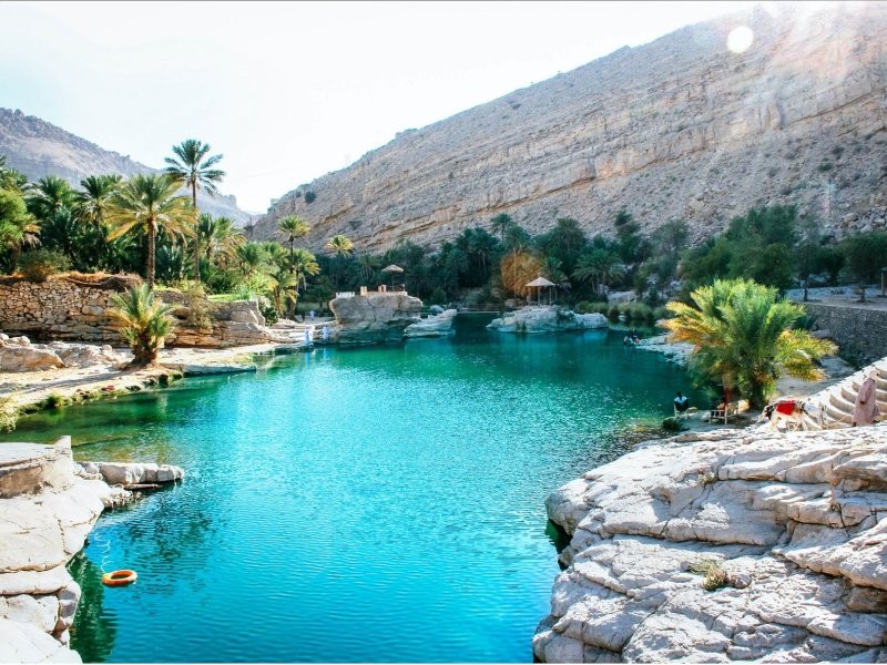 Tour độc lạ khám phá các “kho báu” vẻ đẹp Thiên đường sa mạc Trung Đông - Ảnh 1.