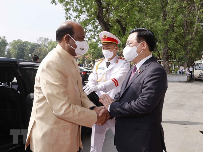 Chủ tịch Quốc hội chứng kiến khai trương đường bay mới Việt Nam-Ấn Độ  - Ảnh 2.