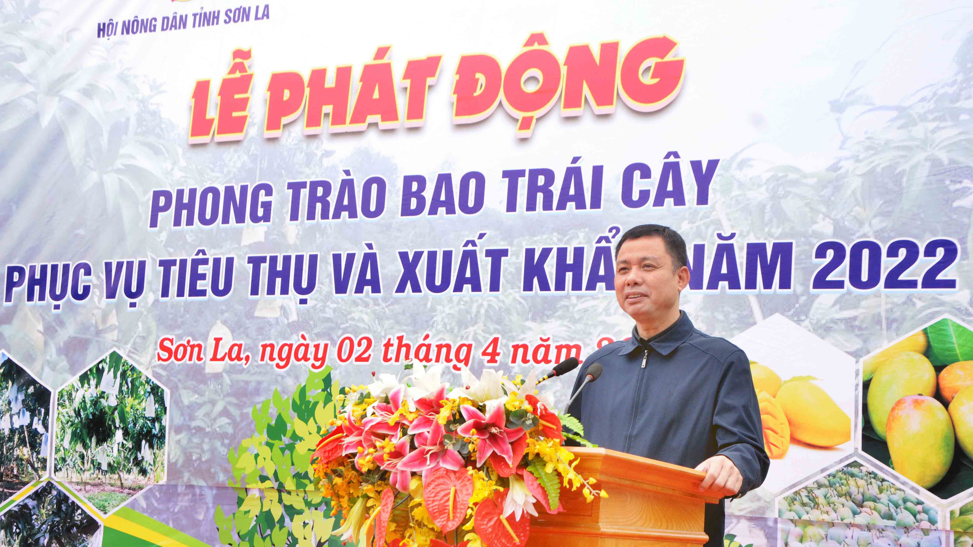 Nông dân Sơn La phấn đấu &quot;mặc áo&quot; cho 15 triệu trái cây - Ảnh 5.