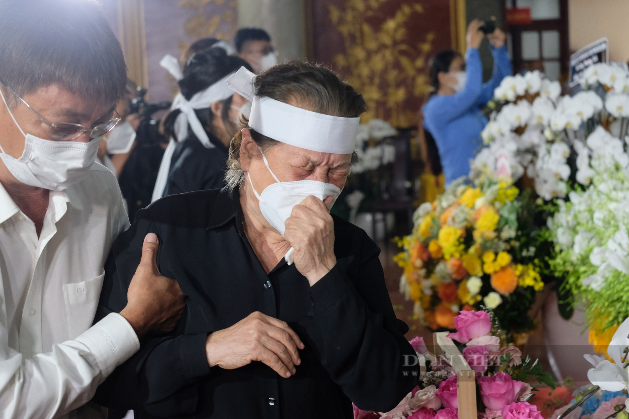 Ảnh: Toàn cảnh lễ tang Phó Chủ tịch thường trực UBND TP.HCM Lê Hòa Bình - Ảnh 4.