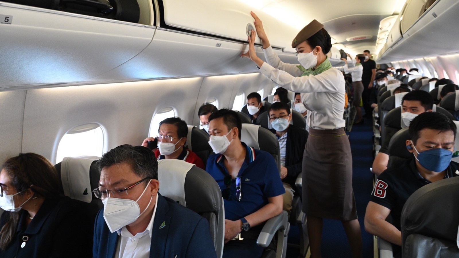 Hành khách bất ngờ tới sân bay Nội Bài bài tăng cao đột biến - Ảnh 5.