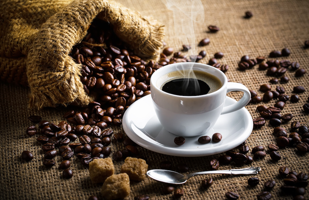 Cà phê kéo dài đà giảm dù nguồn cung thiếu hụt, chờ yếu tố bất ngờ - Ảnh 2.