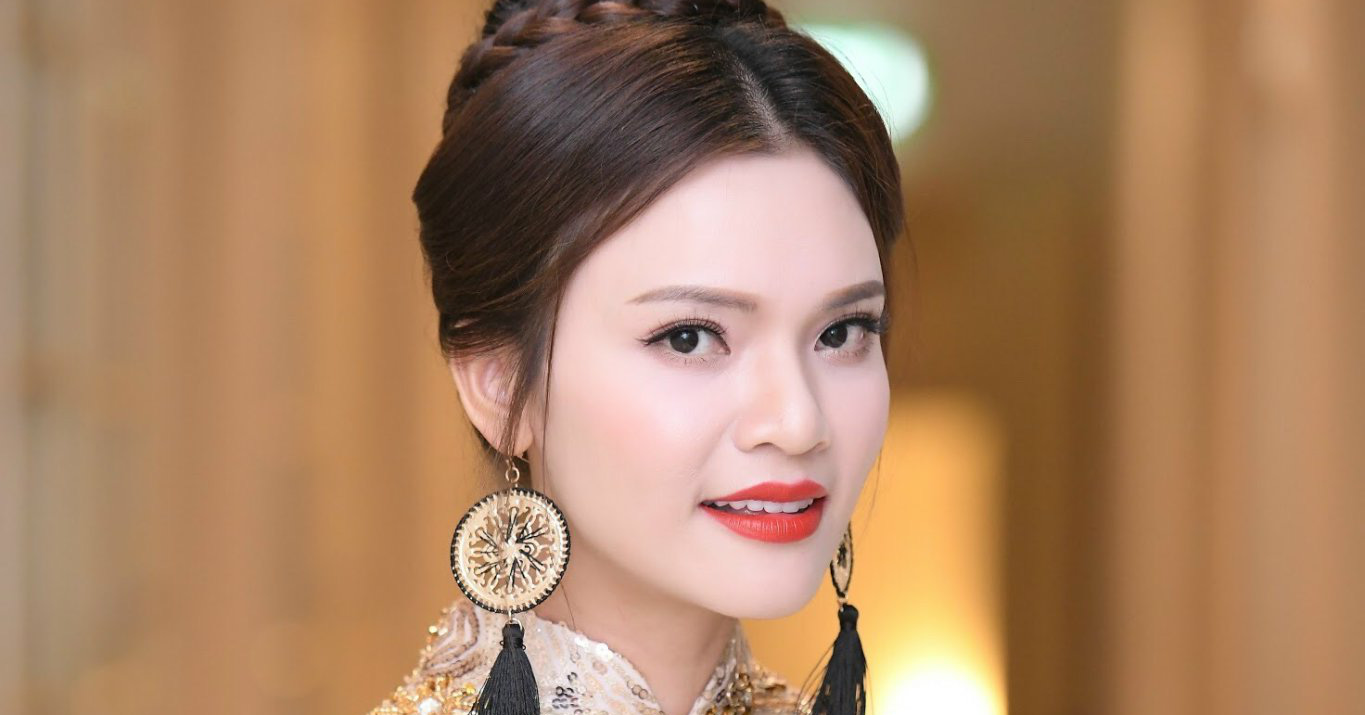 Why is Pham Phuong Thao called “an unusual woman”?