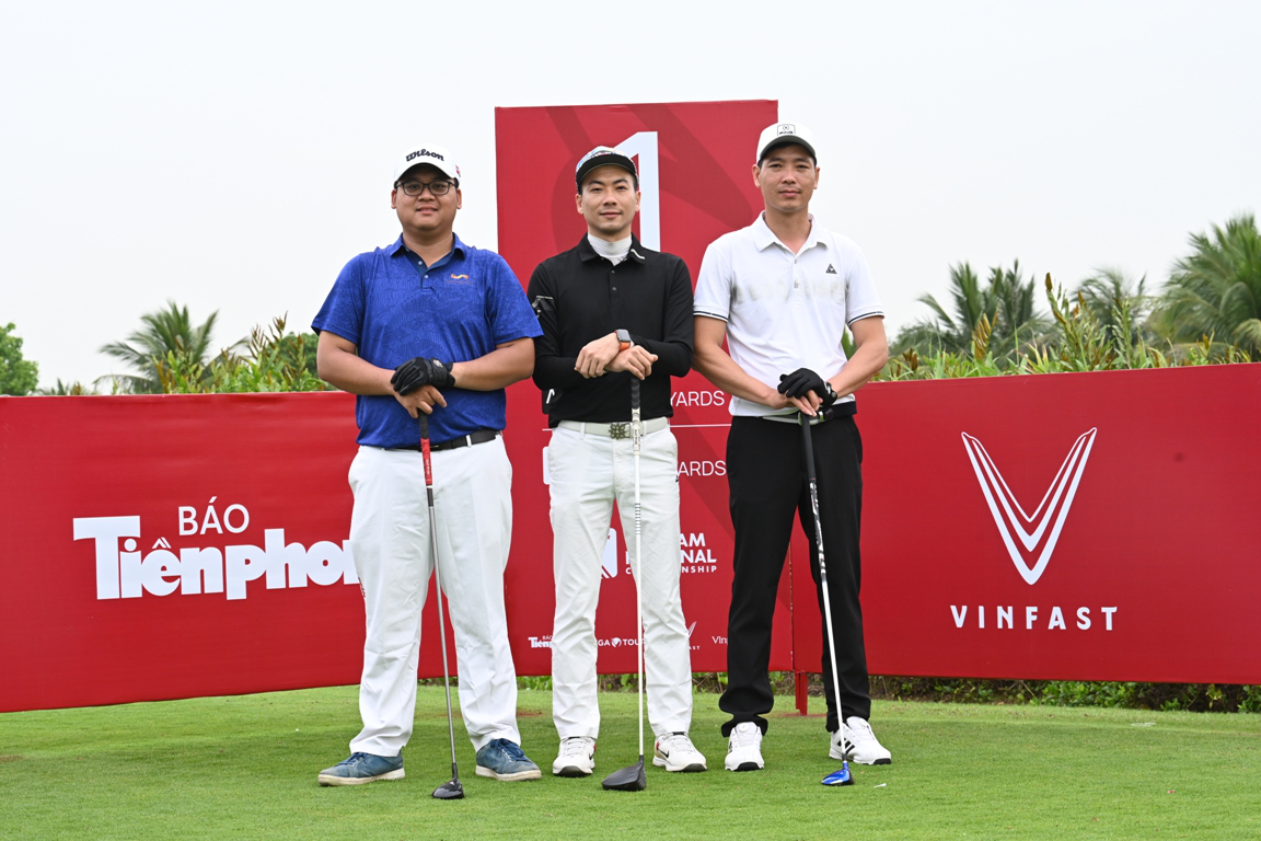 Giải Vô địch Golf Quốc gia 2022 - Cup VinFast: Golfer nghiệp dư Phạm Minh Phong gây &quot;sốc&quot; - Ảnh 1.