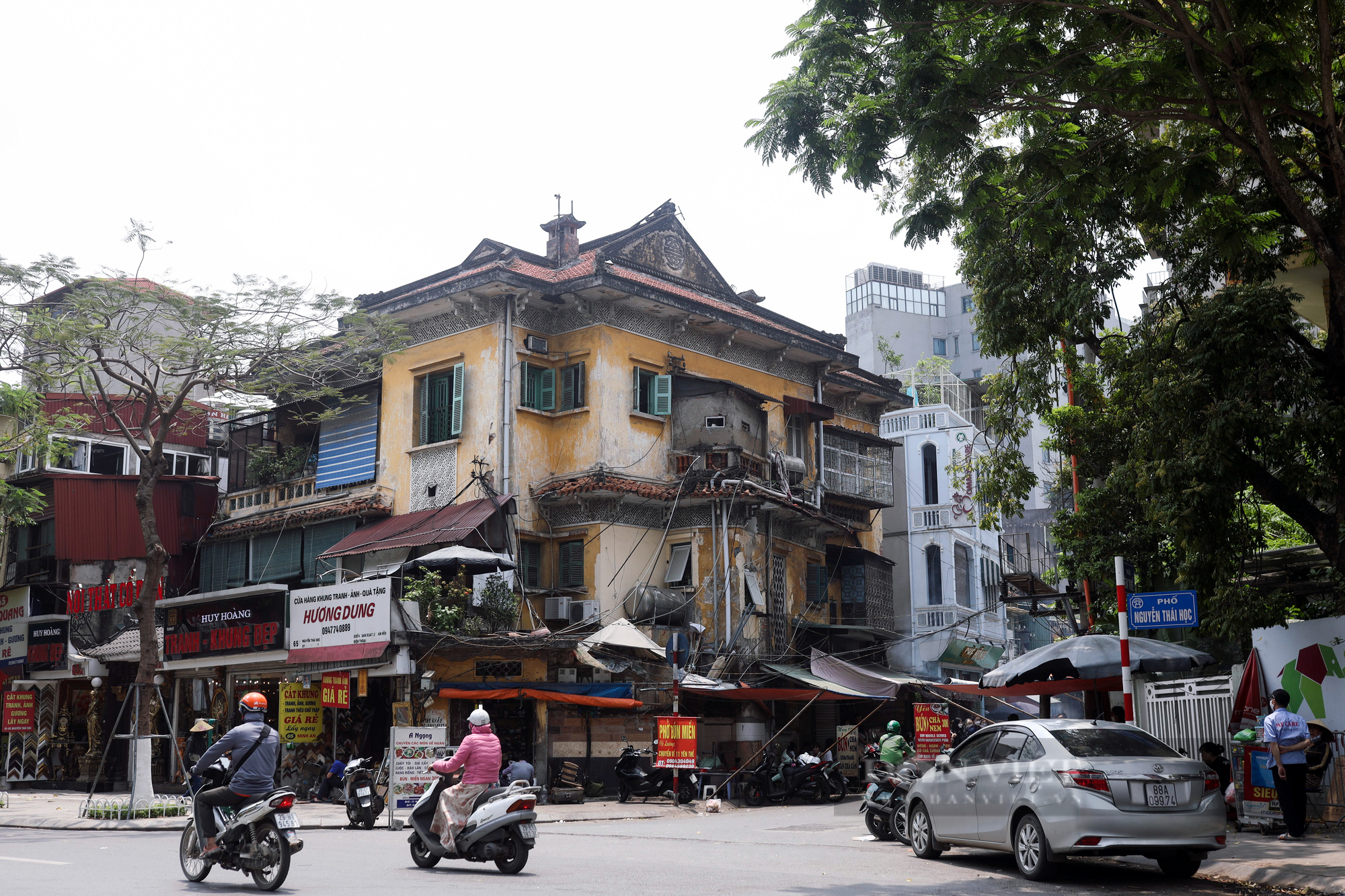 Cận cảnh những biệt thự xây trước 1954 thuộc diện không được bán tại Hà Nội