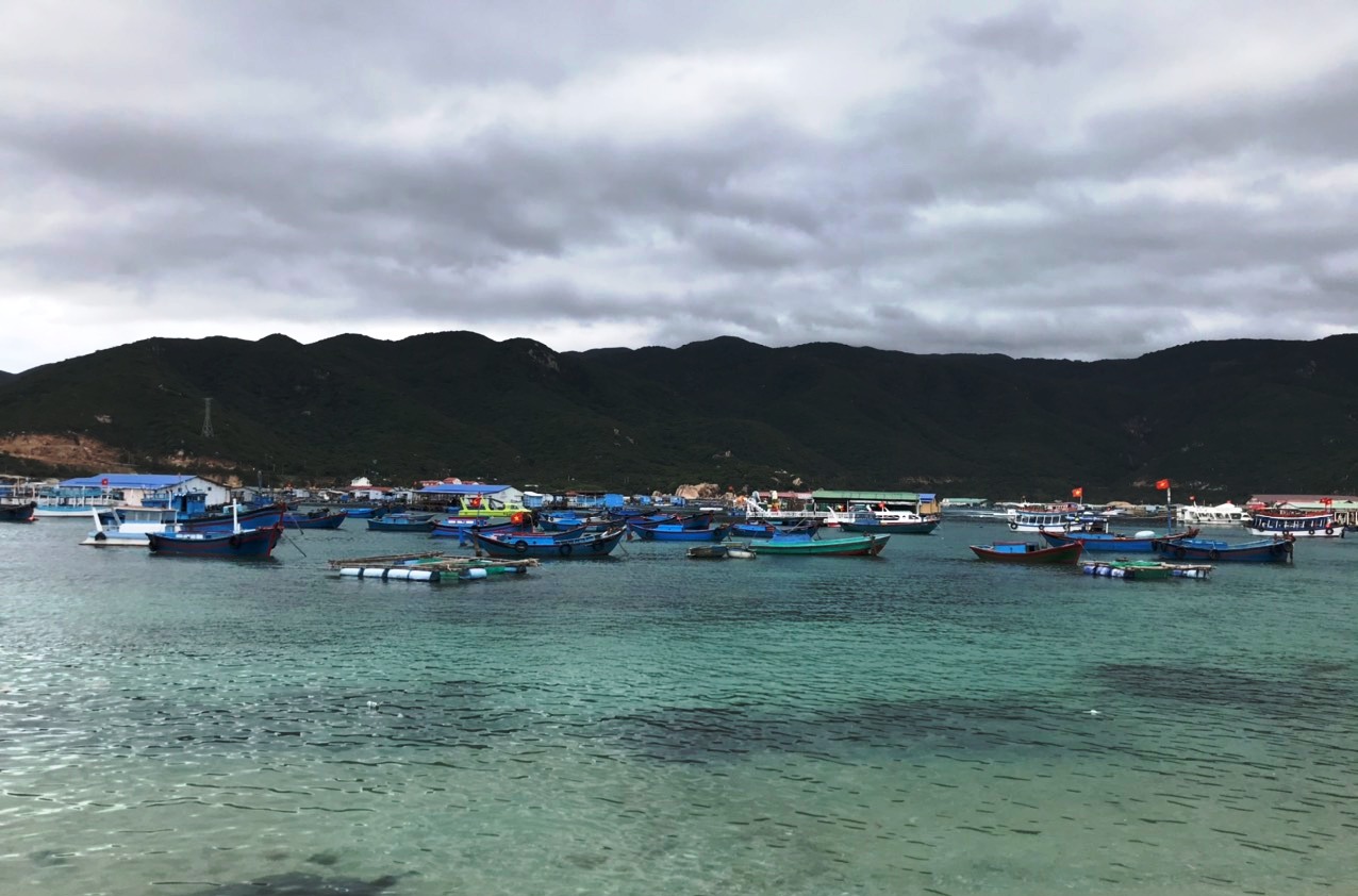 Khánh Hòa: Các doanh nghiệp du lịch không tổ chức hoạt động du lịch ở đảo Bình Ba, Bình Hưng - Ảnh 1.