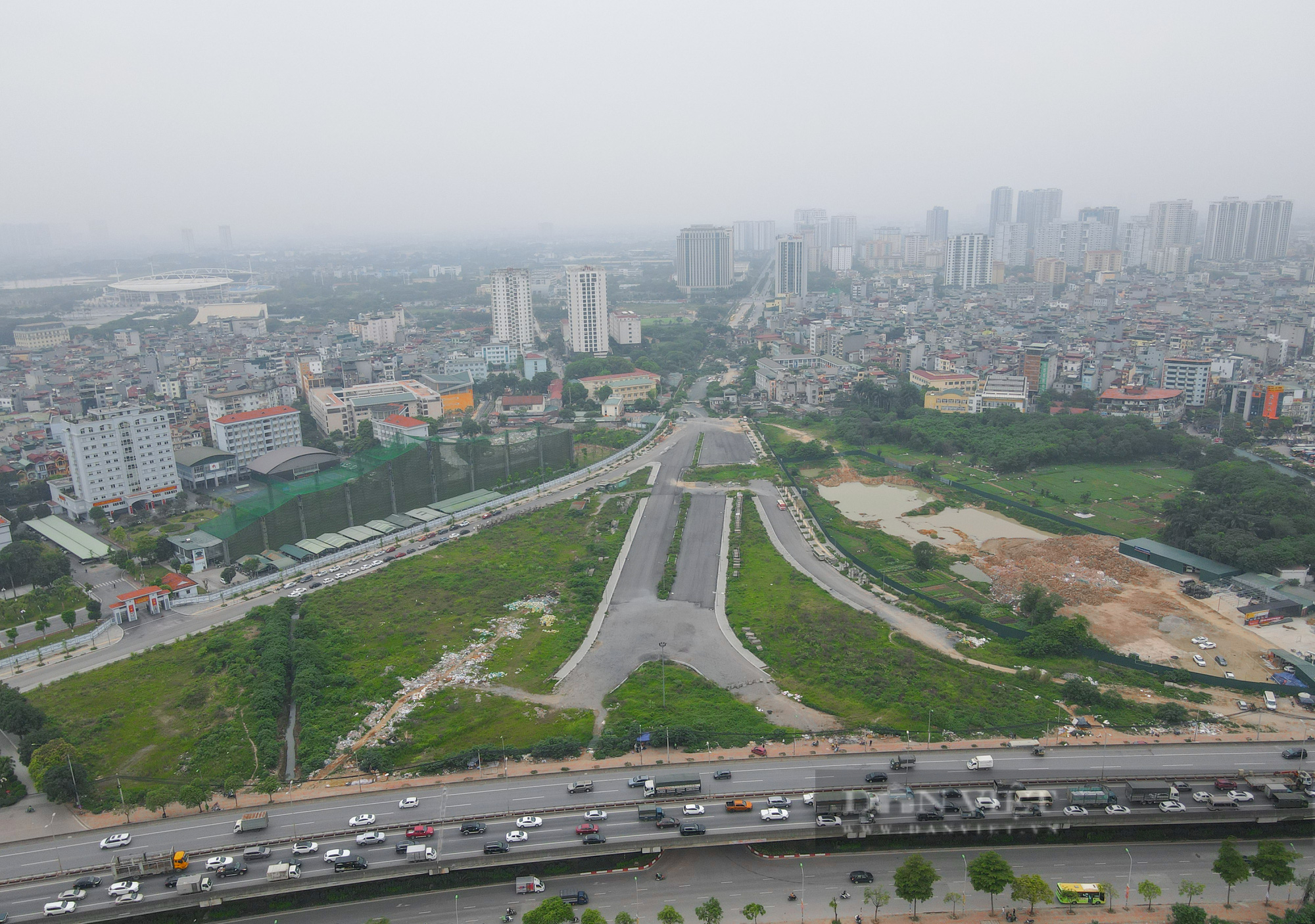 Dự án đường nối Phạm Hùng với Lê Đức Thọ biến thành bãi rác ở Nam Từ Liêm (Hà Nội) - Ảnh 2.