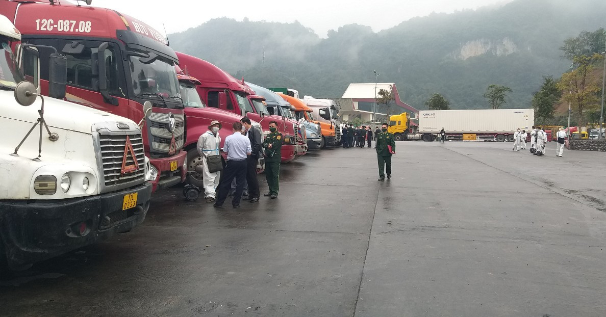 Lang Son restores customs clearance of goods at many major border gates