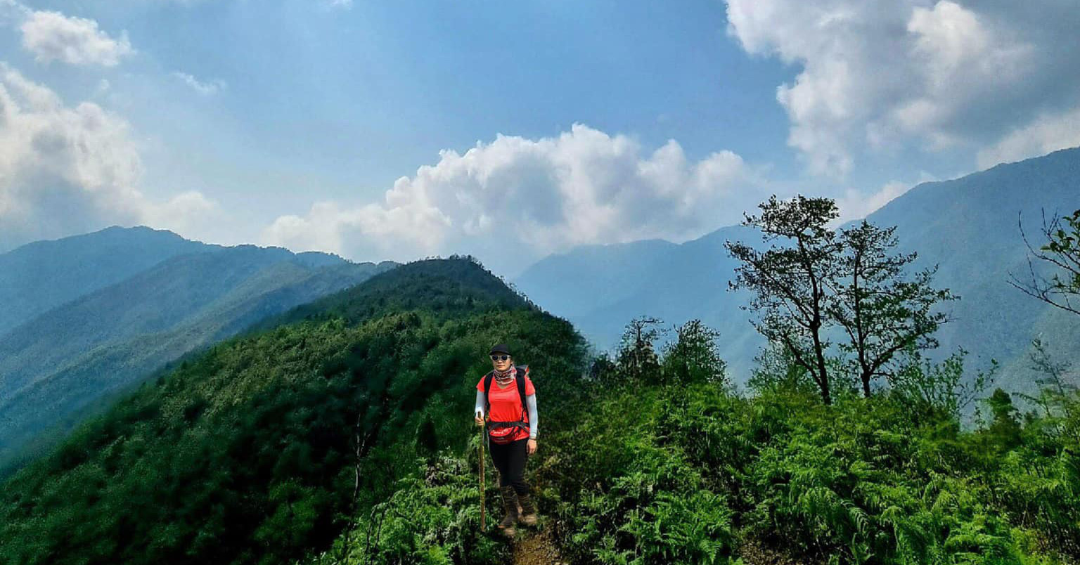 Crying, laughing, happy, scared with the experience of Pu Si Lung – Rooftop of the border area