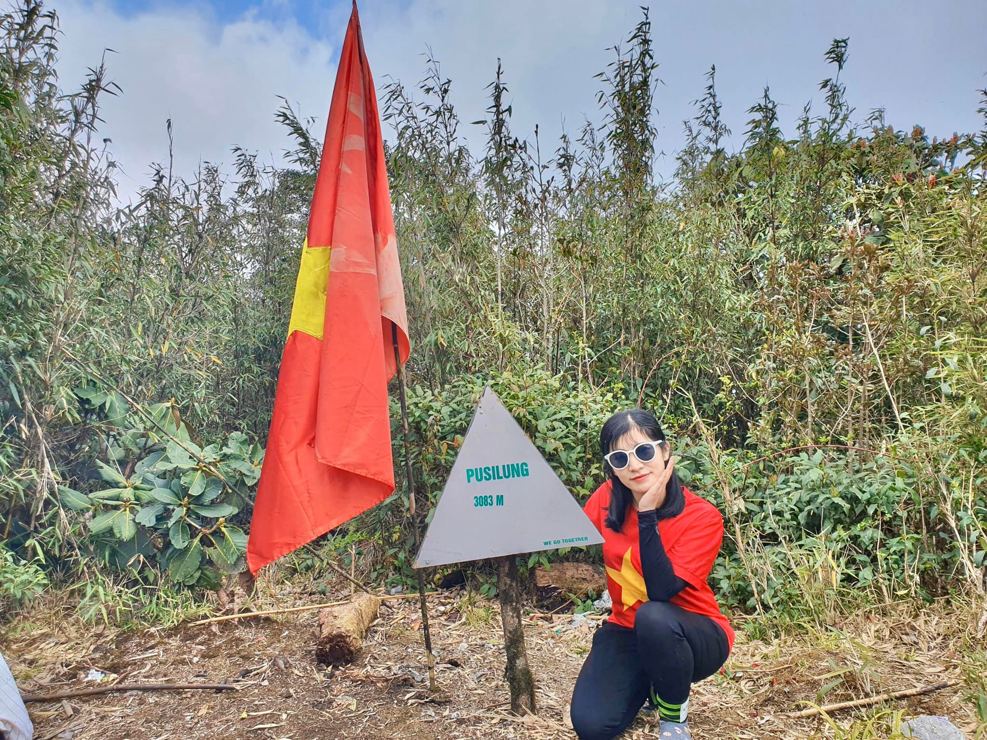 Crying, laughing, happy, scared with the experience of Pu Si Lung - Roof of the border area - Photo 13.