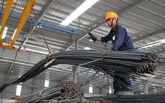 Giá vật liệu hôm nay 23/4: Tiếp đà giảm, thép nội địa tiêu thụ rất mạnh