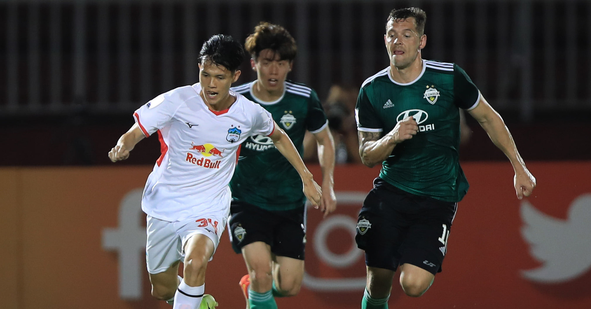 Who is the 10X young star introduced by HAGL in the AFC Champion League?
