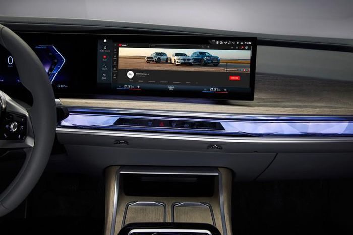 BMW ra mắt xe điện có khả năng tăng tốc ngang siêu xe - Ảnh 6.