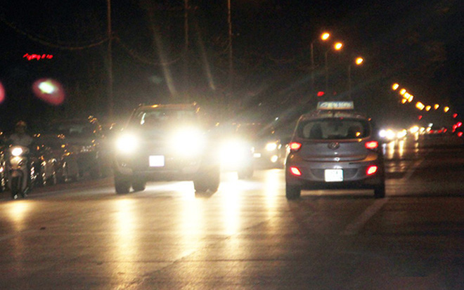 Penalties for honking, honking, whistling continuously and using high beams in residential areas