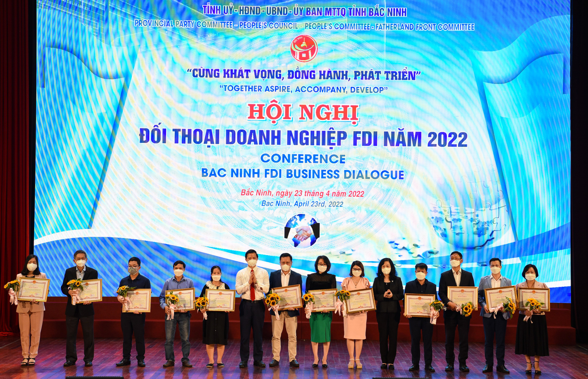 Lãnh đạo tỉnh Bắc Ninh nêu lý do đồng hành cùng doanh nghiệp - Ảnh 3.