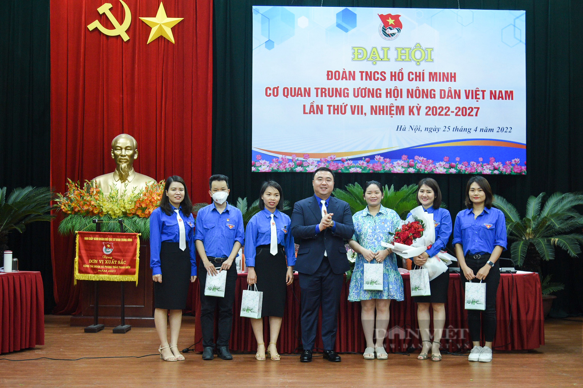 Tưng bừng Đại hội Đoàn TNCS Hồ Chí Minh Cơ quan TƯ Hội Nông dân Việt Nam lần thứ VII - Ảnh 11.