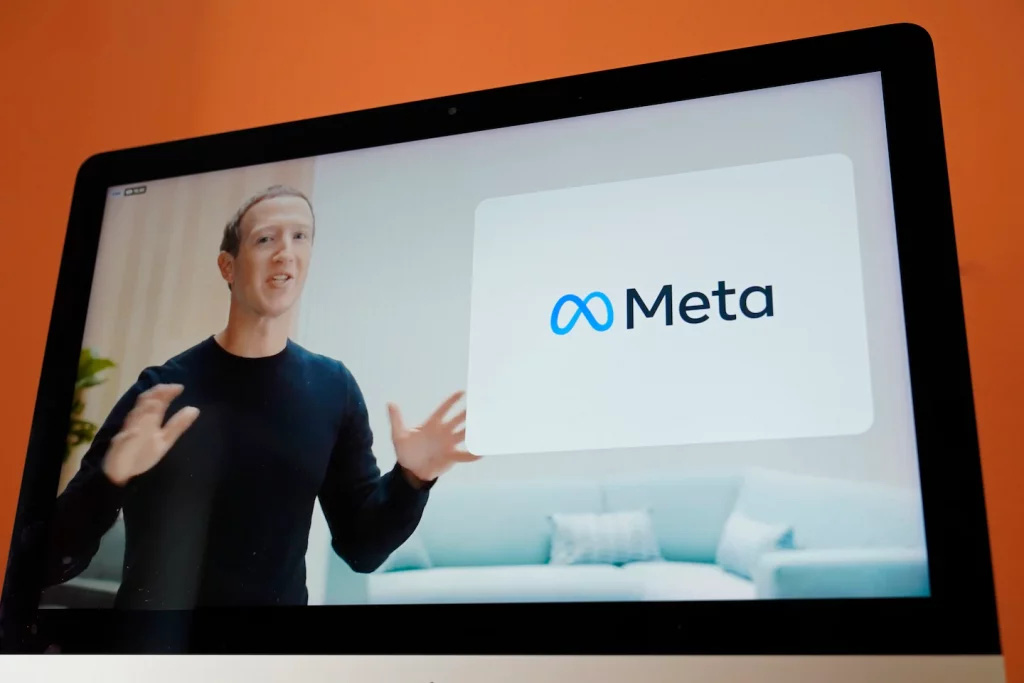 Facebook đã đổi tên công ty thành Meta vào tháng 10/2021trong nỗ lực chuyển thương hiệu của mình từ một doanh nghiệp tập trung vào mạng xã hội đang gây tranh cãi sang một công ty đang trên đà đổi mới cách mọi người giao tiếp. Ảnh: @AFP.