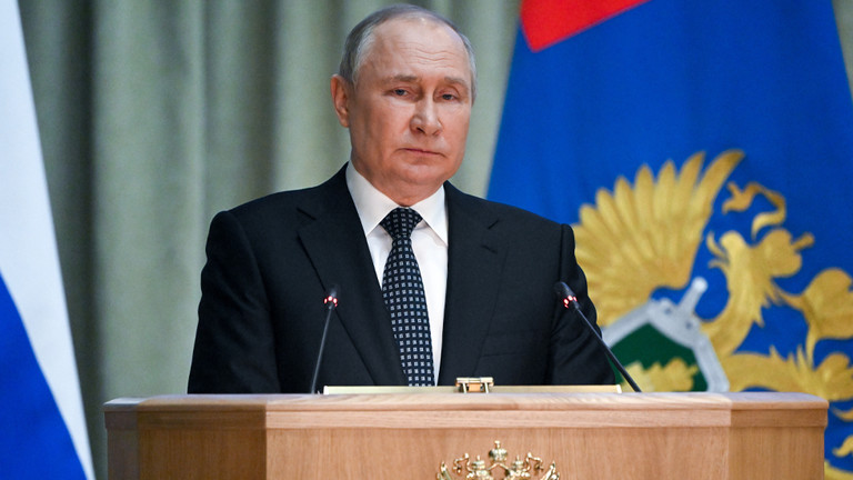 Tổng thống Putin: Phương Tây đang quay sang &quot;khủng bố&quot; nước Nga - Ảnh 1.
