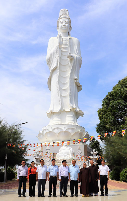 Chùa Thiên Mụ có tượng Phật Bà cao nhất tỉnh Long An với truyền thuyết về vua Gia Long - Ảnh 1.