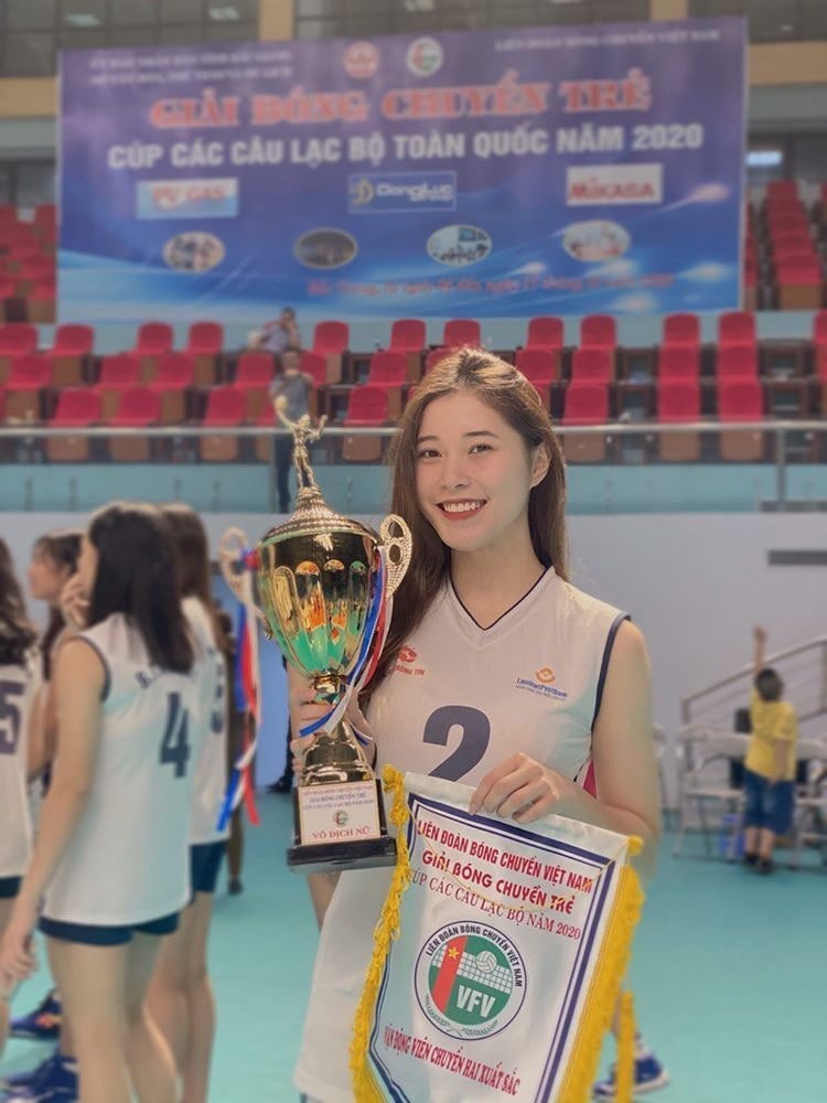 Miss Volleyball Dang Thu Huyen 