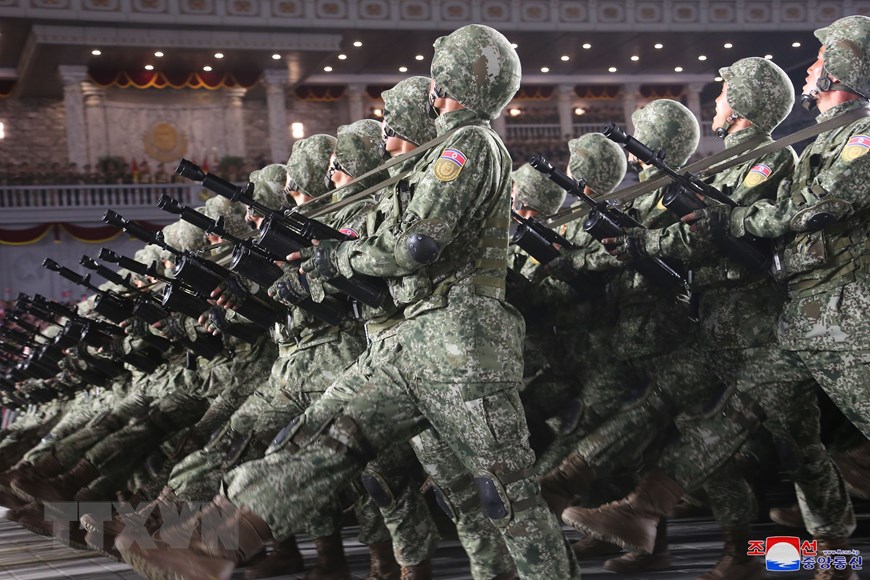 Hình ảnh lễ duyệt binh của Triều Tiên ở Quảng trường Kim Nhật Thành  - Ảnh 4.
